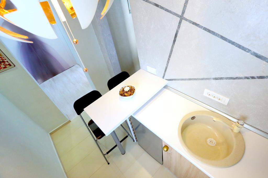 Soho Apartment Near Ceronav Galaţi Quarto foto