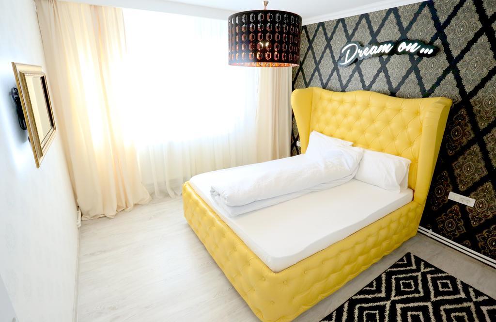 Soho Apartment Near Ceronav Galaţi Quarto foto